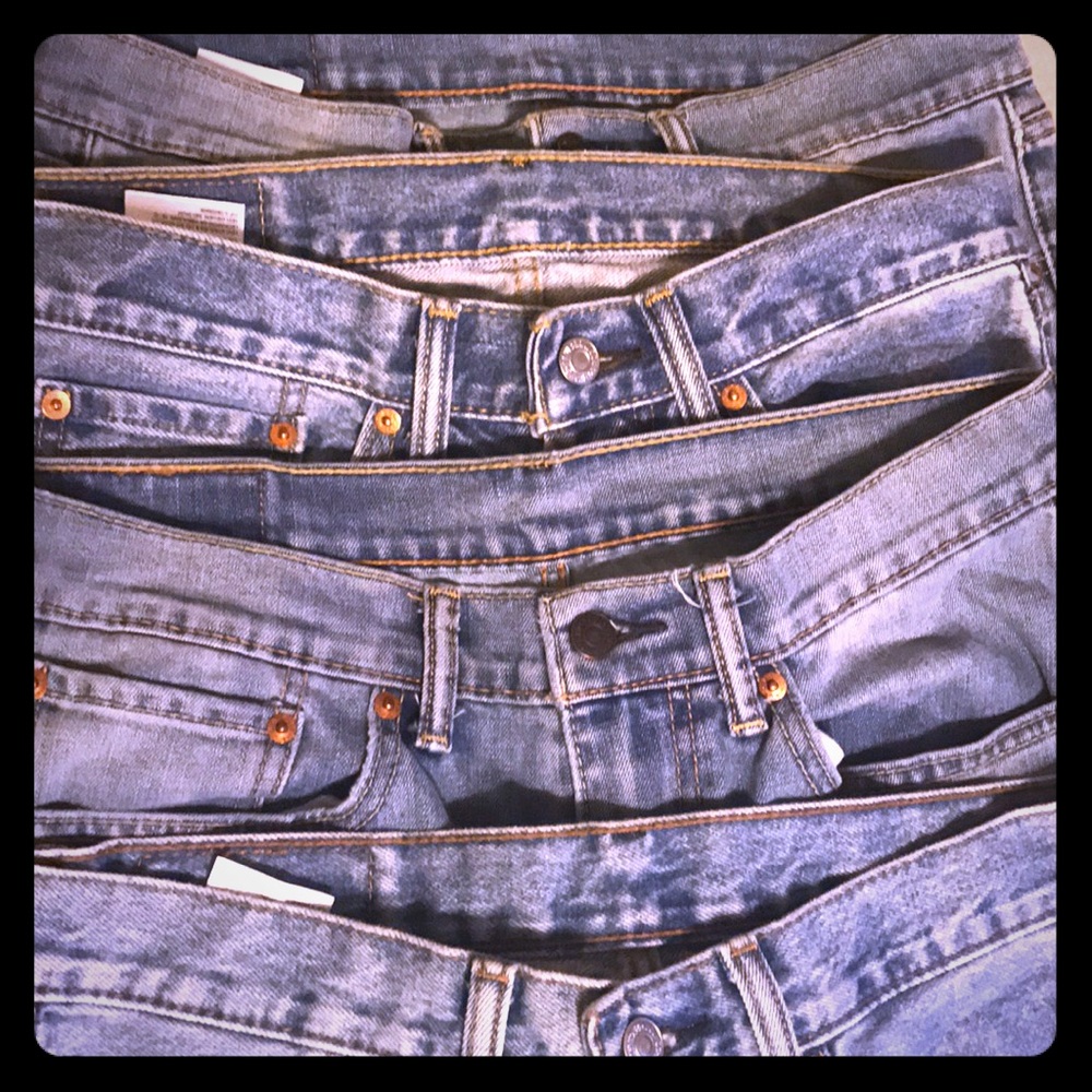 Gently worn men's Levi 505 31x34